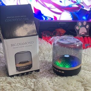 Diamond Supply Co. Black and Gold LED Speaker